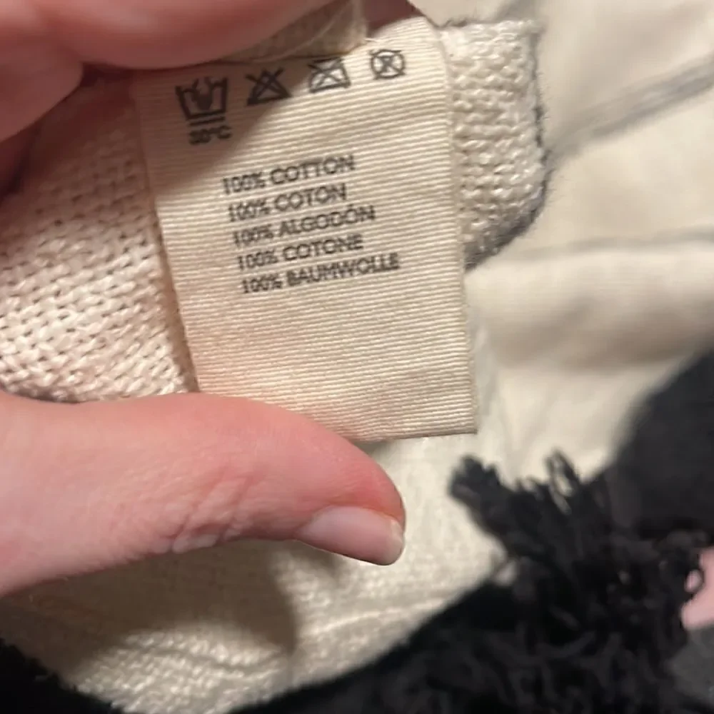 Urban Outfitters- 4040 Locust Slidell Throw Blanket,Size 50”x60” (127cm x 152cm)